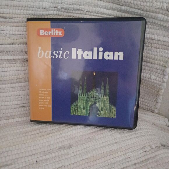 Berlitz Basic Italian - on 3 Cassette Tapes with Workbook - Picture 1 of 3